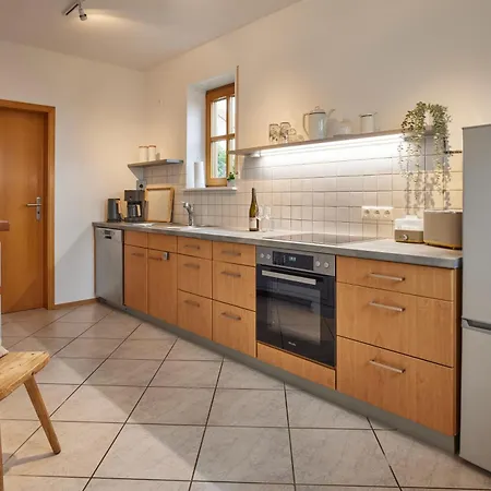 Winzerlodge, Kirchberg * 글라이스젤렌글라이쇼르바흐