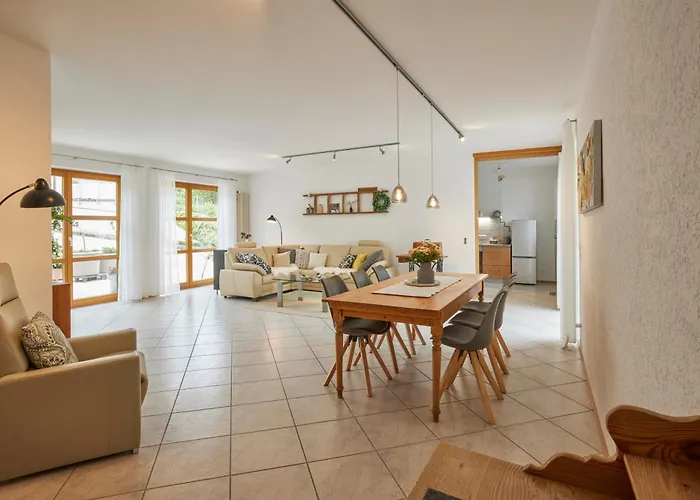 Winzerlodge, Kirchberg Appartement *